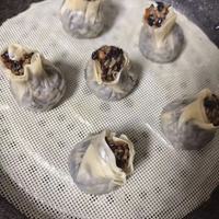 早八人早餐封神✨头厨紫米三丁烧麦，糯到心巴上