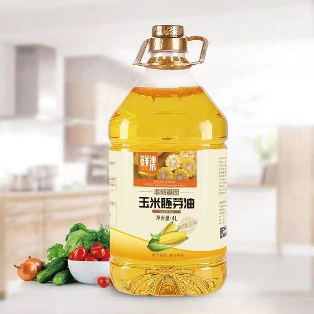 厨房健康刚需｜金胜鲜油坊非转玉米油，4L 桶装承包全家烟火气
