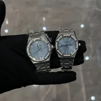 爱彼冰蓝盘15551st和77451st放在一起对比