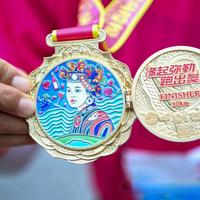 一枚完赛奖牌，藏尽万般巧思！报名即将截止