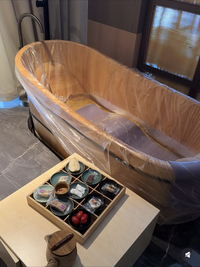 做攻略时就盯上的非遗藏药浴，都给我去泡