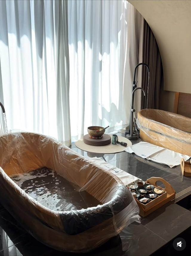 无痛邪修保养法：一场酣畅淋漓的藏药浴