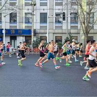 30公里后掉速？你缺的不是耐力，是精准补给、配速控制和5–6/10的努力建模