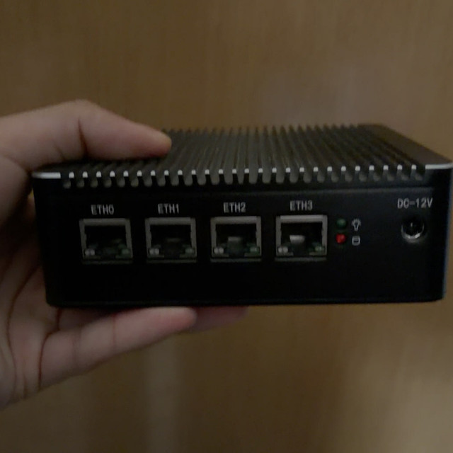 内存固态飞涨，海鲜市场还能捡漏？300元拿下四2.5G网口工控机！