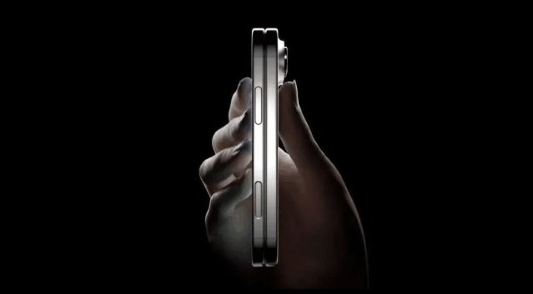 iPhone Ultra量产推迟，华为抢跑，苹果“后发”优势悬了？