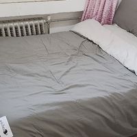 是不是所有的家庭主妇都喜欢买和换床上的四件套？