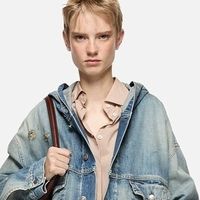 Acne Studios做旧牛仔外套，劝你别买