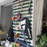 100r收纳一家三口运动器材的解决方案