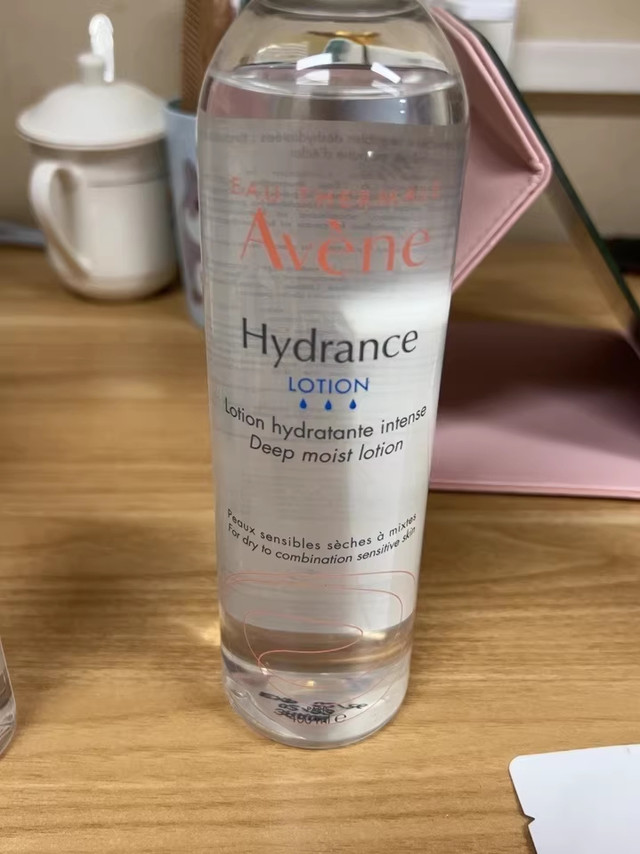 春日敏肌“狂飙”？一秒退回水润婴儿肌！