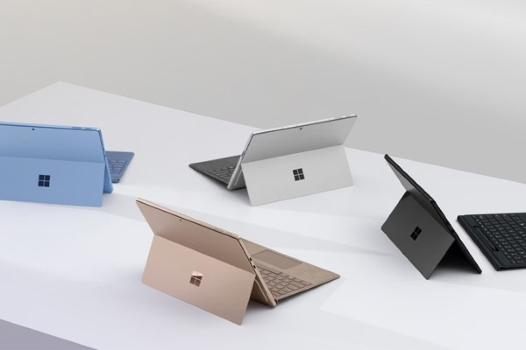 微软计划推出OLED版Surface
