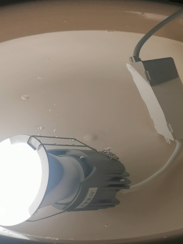 防水射灯真的可以泡在水里