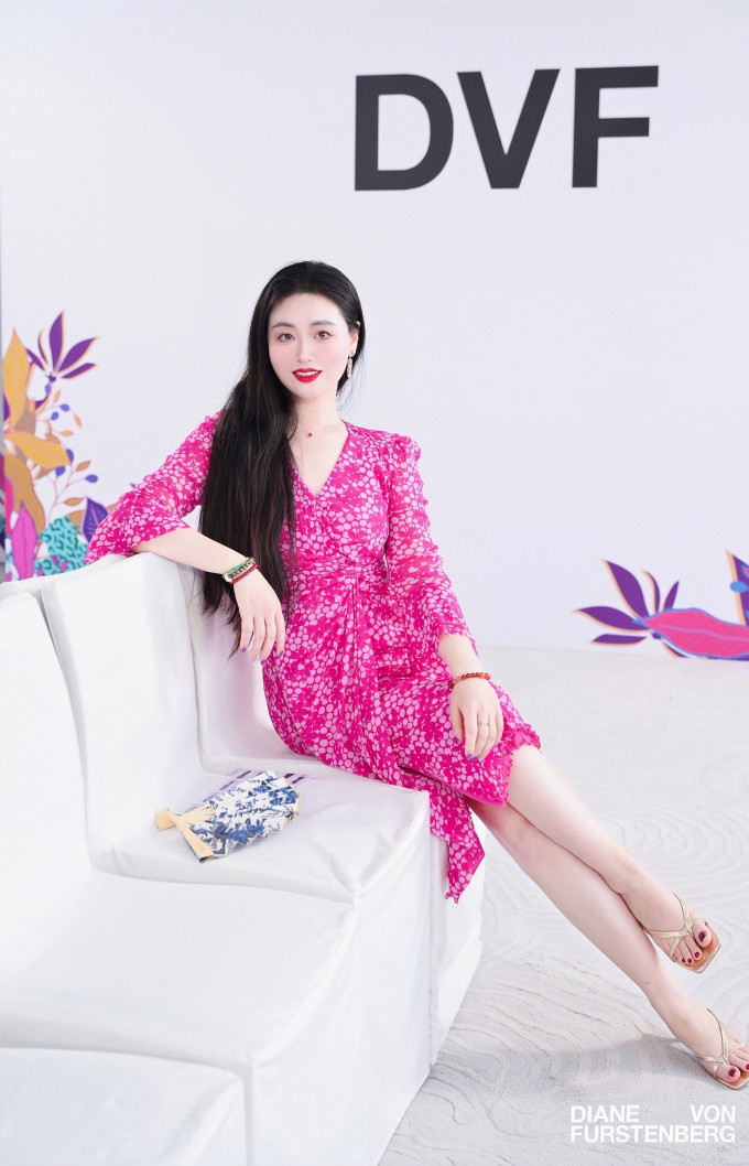 特色女装