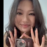 佳能CCD相机调色教程：冷白与复古风格设置指南