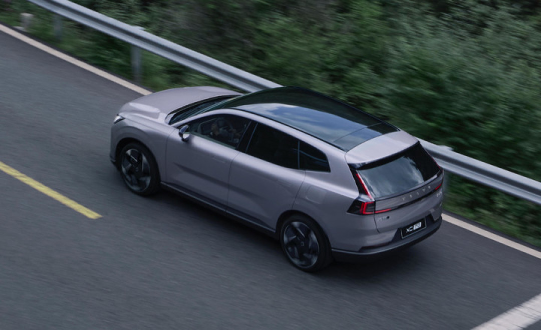沃尔沃三车齐发！ES90 卖 42.99 万，XC70 卖 24.99 万，还有一辆旗舰轿车