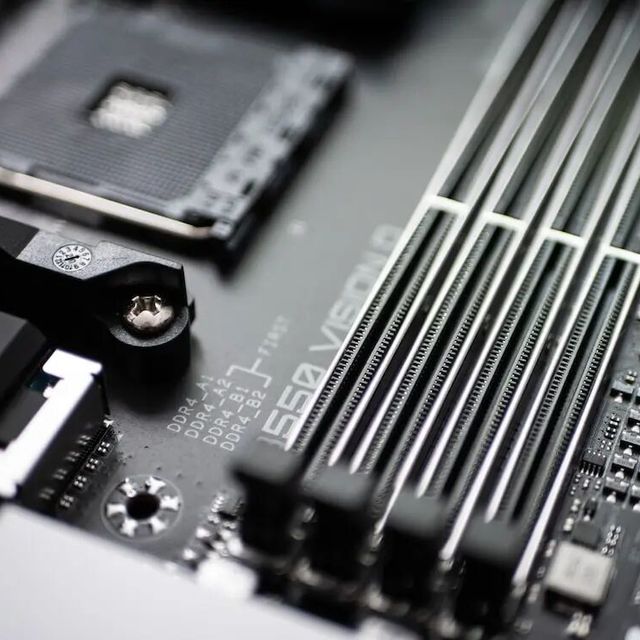 64G内存对普通办公用户反而是坑，32G才是甜点