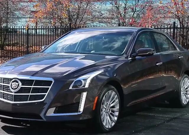 22万落地的CT5，只适合一类人：自己开、爱操控、能忍后座短