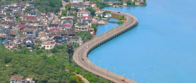 风动石、南门湾、环岛路：东山岛的山海全景