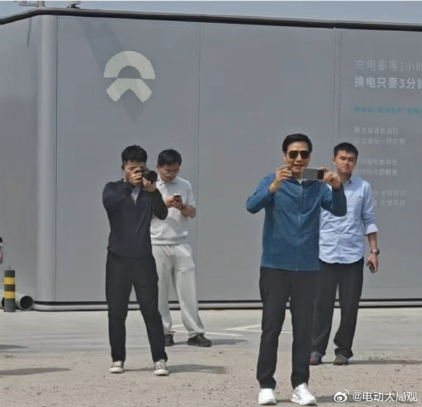 看看这格局！新SU7续航测试 雷军选择蔚来只充一次电的：保障车选择理想