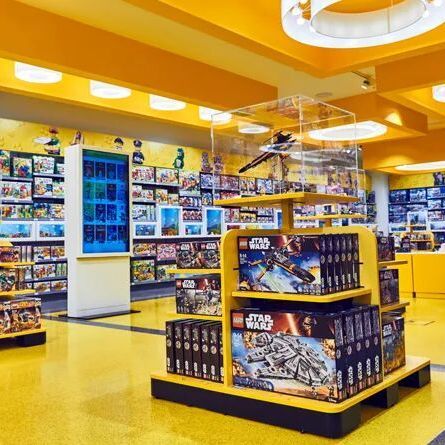 乐高到底是真贵了，还是我们终于承认玩不起了？