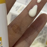 科颜氏防晒精华乳：换季护肤的首选