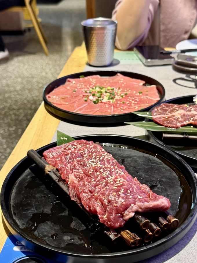 聚会餐饮