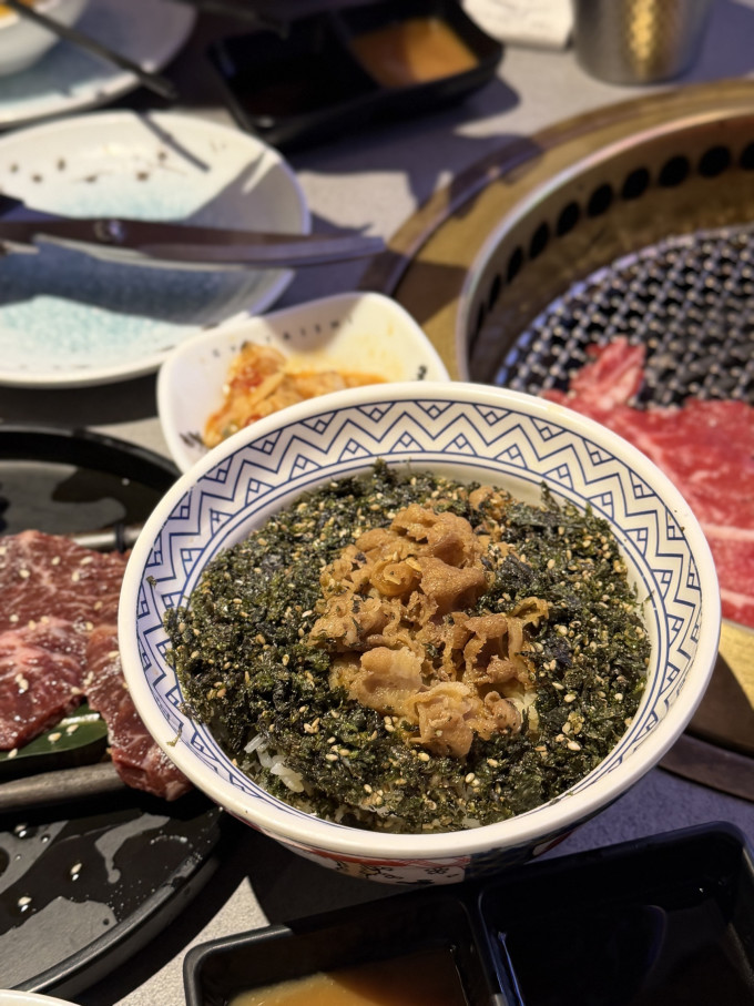 聚会餐饮