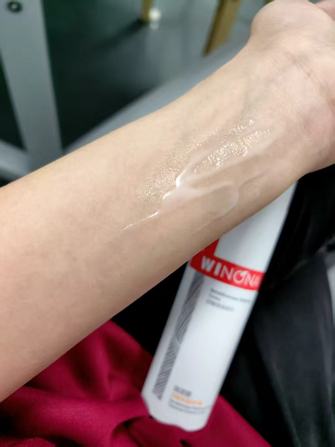 薇诺娜乳液面霜