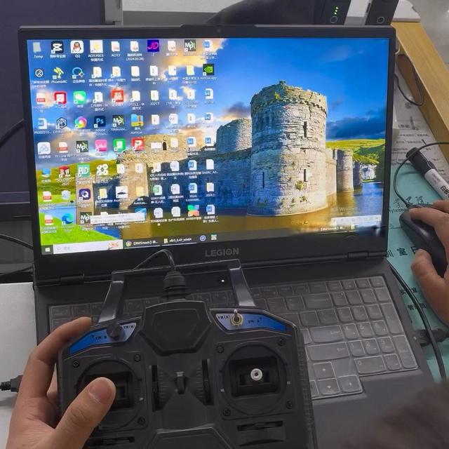 固定翼模拟器练习-凤凰模拟器，设置教学(机型Kyosho Edge 540，场地Moscow RC-Club(Planes))