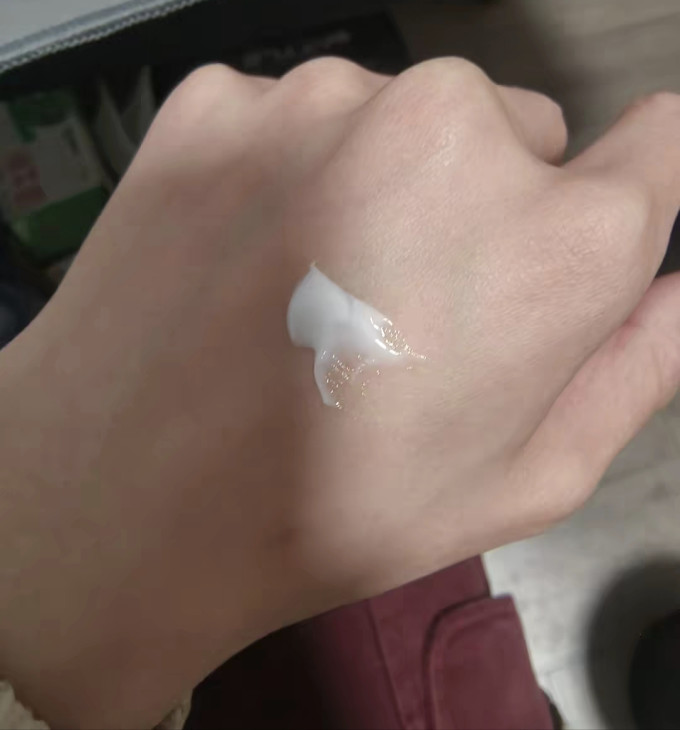 毕生之研乳液面霜