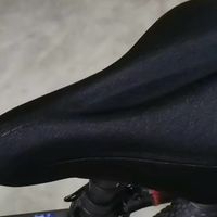 骑行舒适新选择：加厚硅胶坐垫