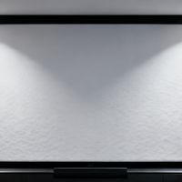 投影画质翻倍秘诀：别再用白墙了！3000元投影仪配错幕布=白扔一半钱