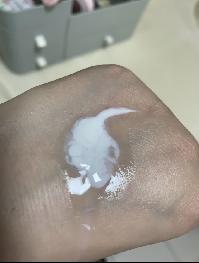 安耐晒防晒隔离