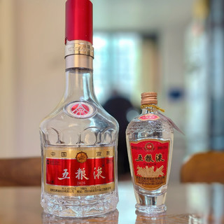 WULIANGYE 五粮液经典52%vol 浓香型白酒500ml 单瓶装【报价价格评测