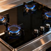 5.2kW火力≠更好用！美的与苏泊尔燃气灶实测：谁才是中式爆炒真王者？