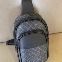 稻草人 男士胸包｜通勤休闲全能王，小身材藏大能量