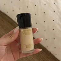 让我回购第二瓶的粉底液。。干皮不要错过