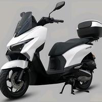 平踏、水冷、ABS+TCS，新大洲本田这台150到底值不值？