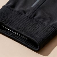 阿迪达斯训练裤别乱买：高腰不防滑、浅色必透肉，认准这三条铁律才不踩雷