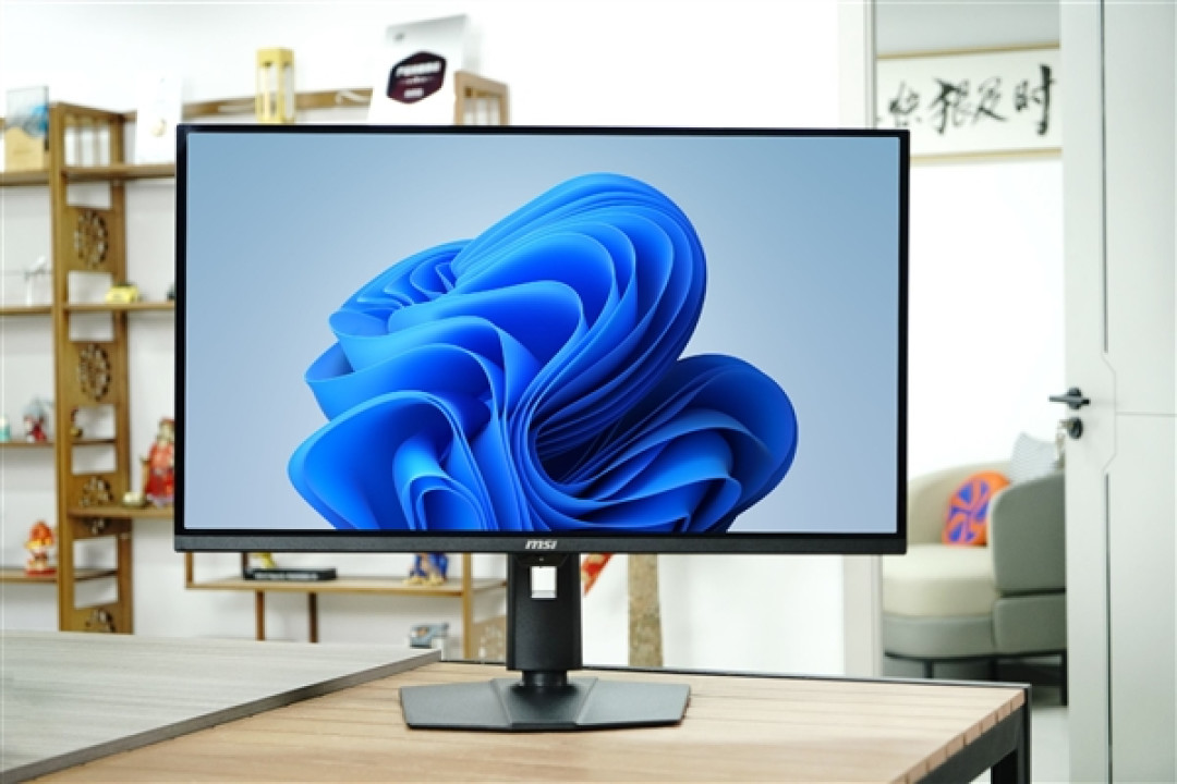 100% DCI-P3色域+240Hz高刷！微星MPG 322UR QD-OLED X24显示器图赏