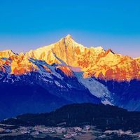 国内自然风光已能替代国外旅行，但前提是避开旺季、匹配真实需求