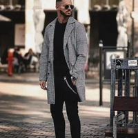 男人到了四五十岁，少穿黑色、灰色，换成这些“减龄色”更显年轻