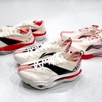 赤兔9 ULTRA不是万能竞速鞋，但它是4:30–5:30配速跑者的爆发力训练利器