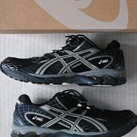 真香！以为只能跑步，结果被这双ASICS拿捏