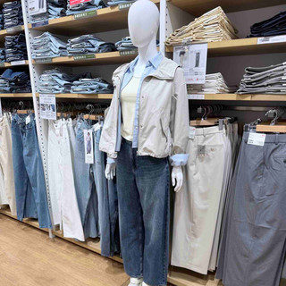 优衣库这件连帽外套，承包你春秋所有穿搭
