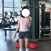 封神正肩 T！显瘦到离谱的健身穿搭✨