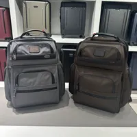 TUMI Alpha 4真适合通勤族？别被“轻量”宣传骗了