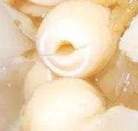 一碗百合莲子鸡汤，温润安神，清润四季