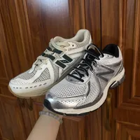 New Balance 860和1906 怎么选