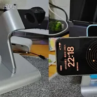 8.9 元捡漏！二合一无线充支架，充电 + 追剧一站搞定