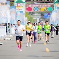 第十六届北影节“影人欢乐跑”4月19日首钢园开跑，全民可参与并享专属观影福利